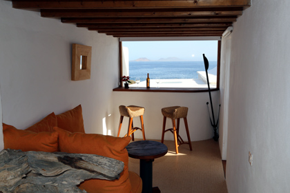 Lanzarote, Casa Dominique: salone con vista su mare