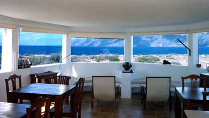 Casa Dominique: the panoramic living room